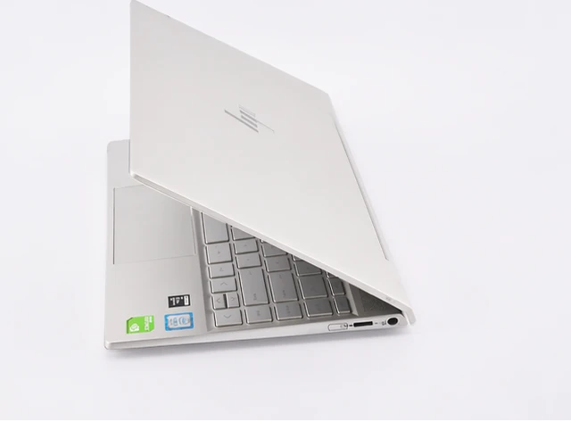 HP ENVY 13.3" CORE I5 8TH GEN 8GB RAM/512GB SSD 2GB NIVIDIA GRAPHICS LAPTOP