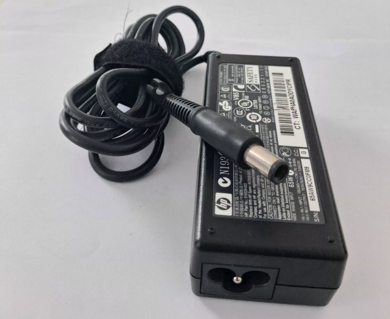 HP CENTER PIN 65W/SERR (ORIGIONAL) LAPTOP CHARGER